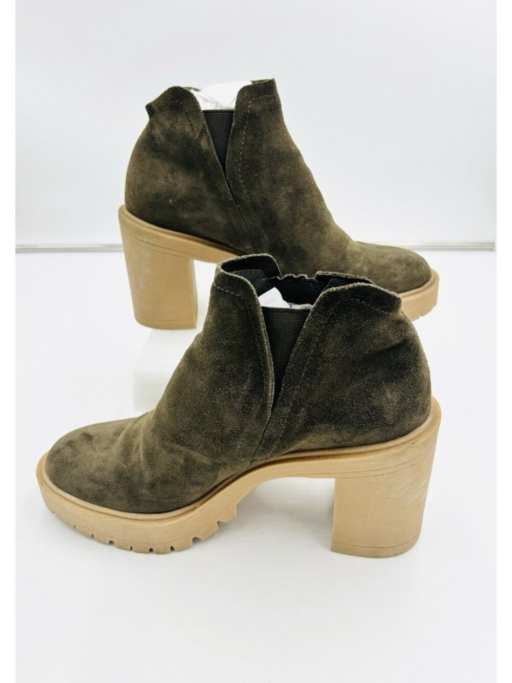 Dolce Vita Olive Green Chelsea Boots Women’s 8.5 Suede 4" Lug Block Heel